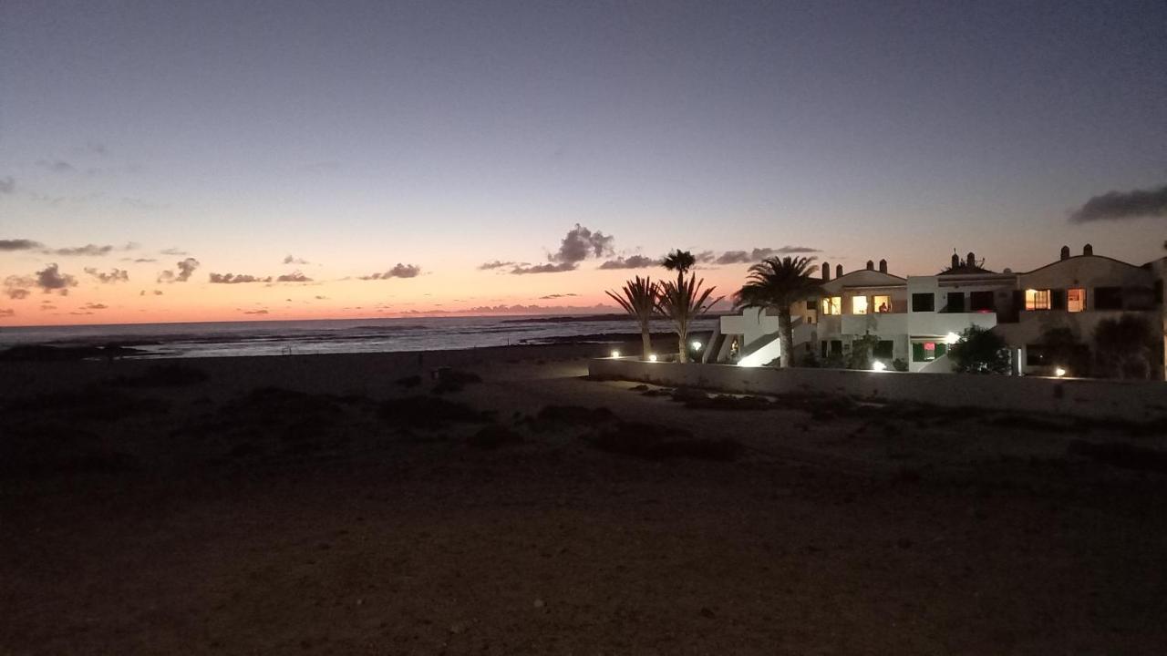 El Sueno - Appartamento Fronte Spiaggia Vista Mare El Cotillo  Luaran gambar