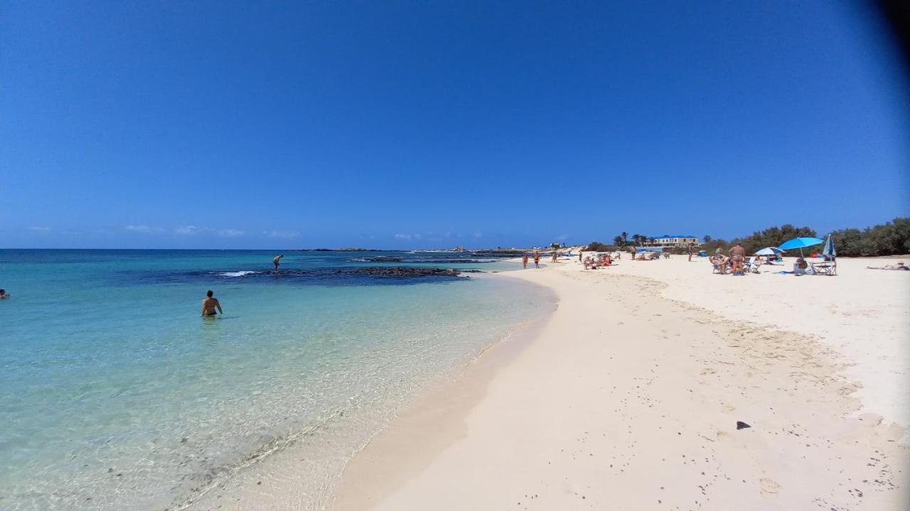 El Sueno - Appartamento Fronte Spiaggia Vista Mare El Cotillo  Luaran gambar
